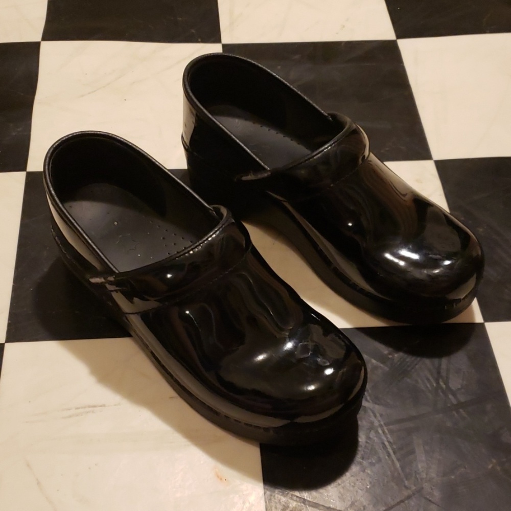 Black Patent Dansko Clogs 38